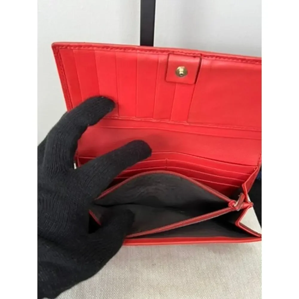 Gucci authentic continental